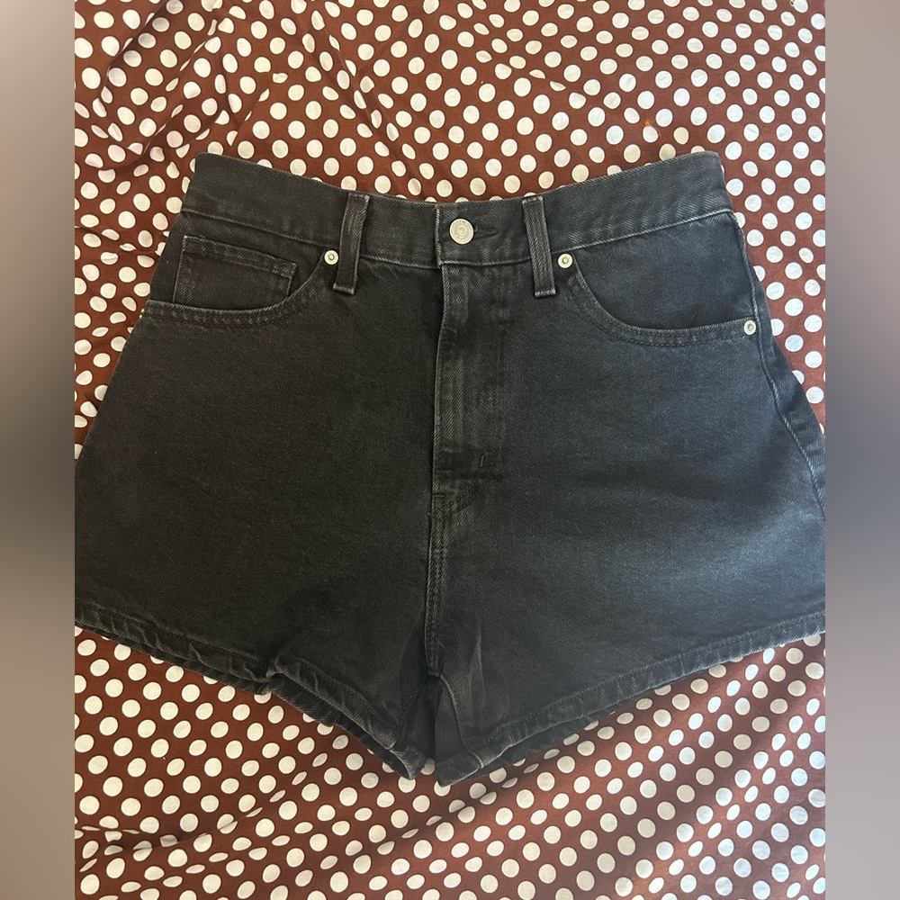 Levi’s high waisted mom shorts